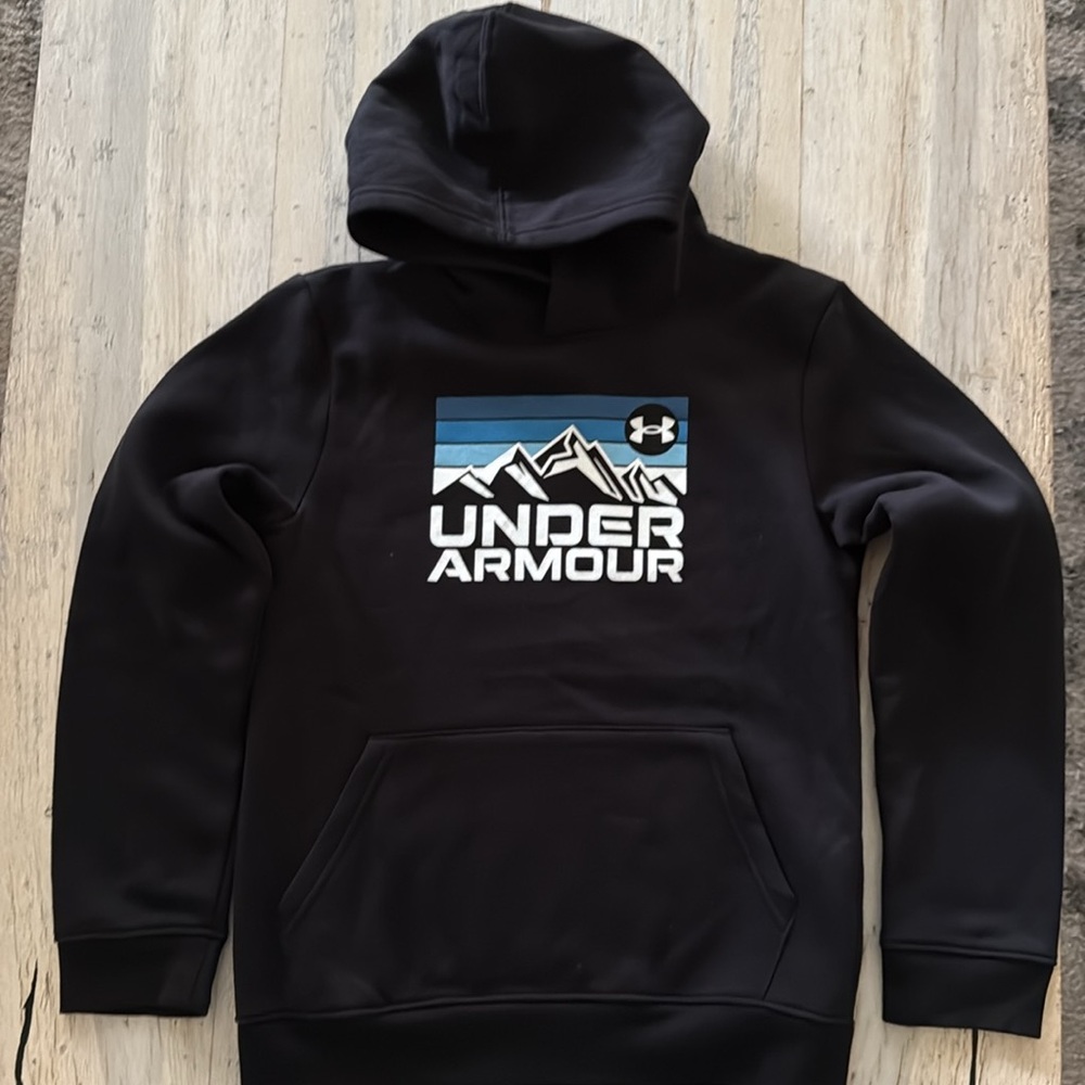 Boys’ Under Armour Painted Mountain Logo Graphic Pullover Hoodie - YLG Large EUC